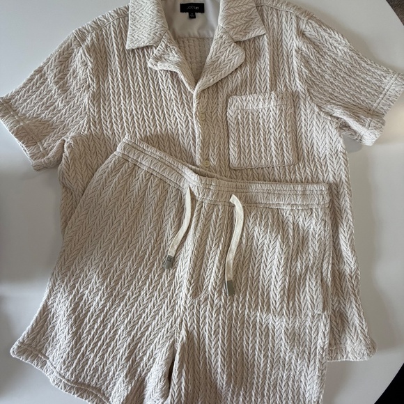 Men's Joe's Jeans Shirt and Short Set - Picture 3 of 6